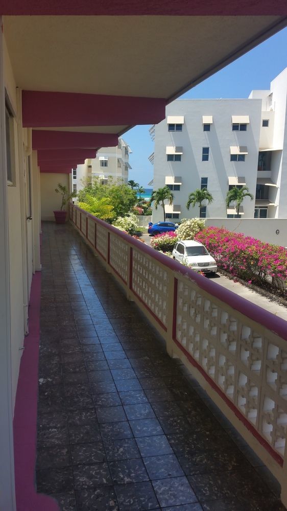 Melrose Beach Apartments Inc Bridgetown Exterior foto